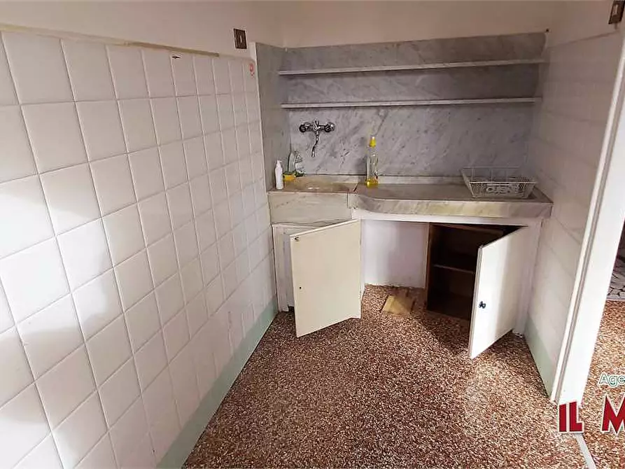 Immagine 9 di Trilocale in vendita  in Via Circonvallazione a Campomorone