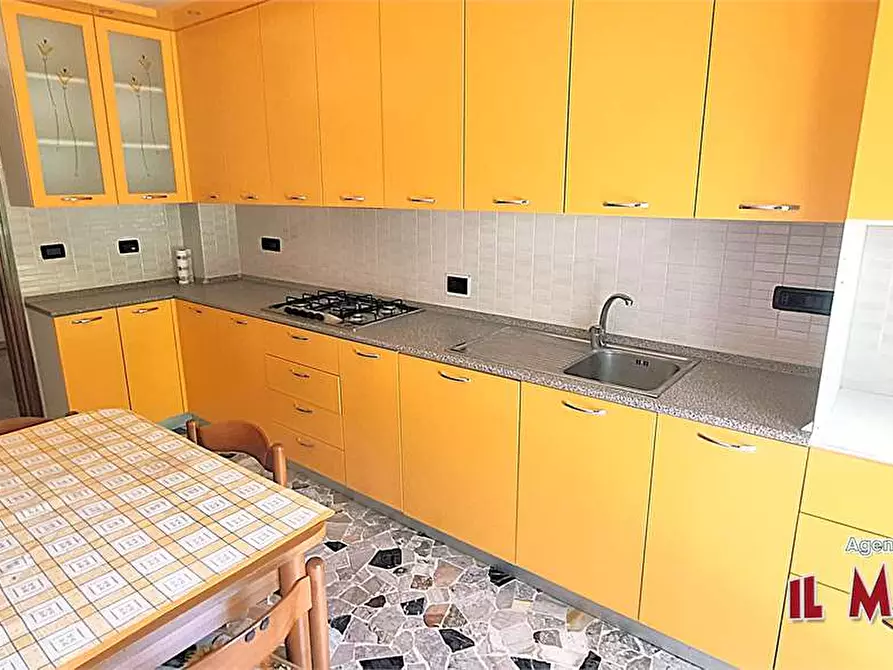 Immagine 2 di Bilocale in affitto  in Via Piero Gobetti a Sant'olcese