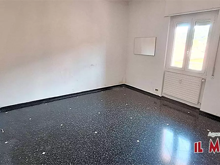 Immagine 16 di Trilocale in vendita  in Via Circonvallazione a Campomorone