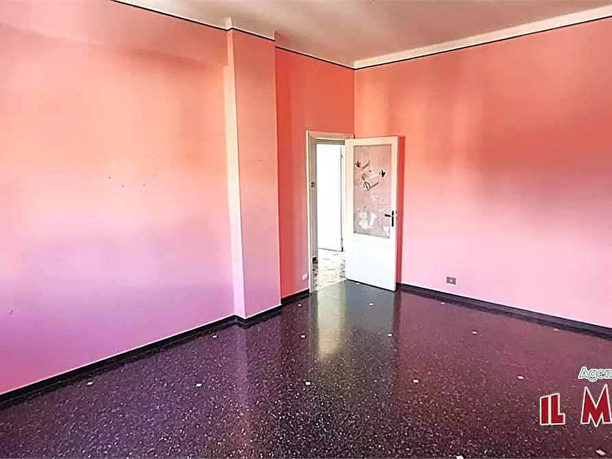 Immagine 15 di Trilocale in vendita  in Via Circonvallazione a Campomorone