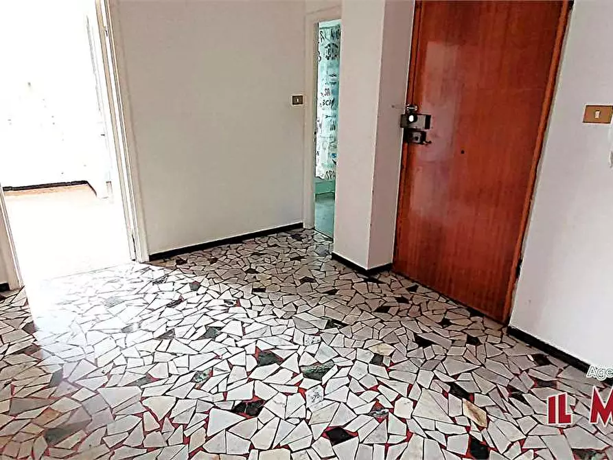 Immagine 3 di Trilocale in vendita  in Via Circonvallazione a Campomorone