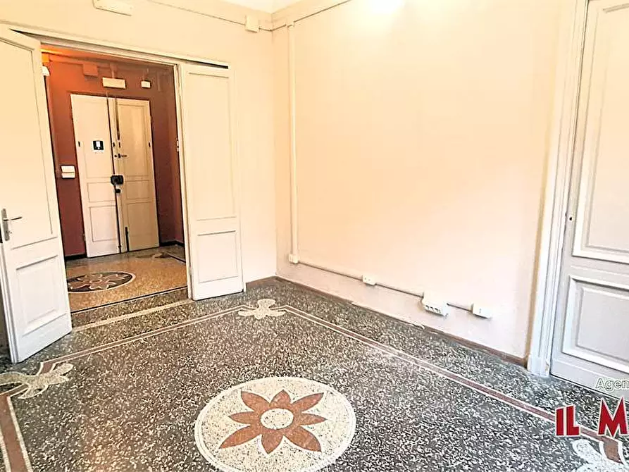 Immagine 4 di Ufficio in affitto  a Genova