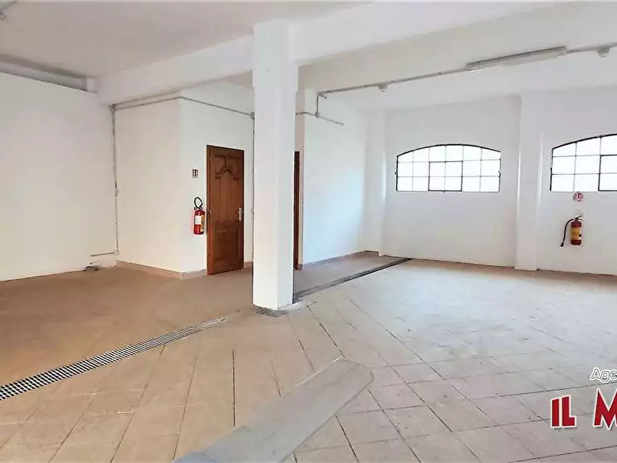 Immagine 1 di Magazzino in affitto  in Via Villa Piana a Campomorone