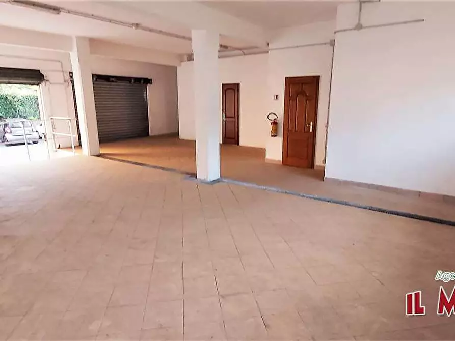 Immagine 2 di Magazzino in affitto  in Via Villa Piana a Campomorone