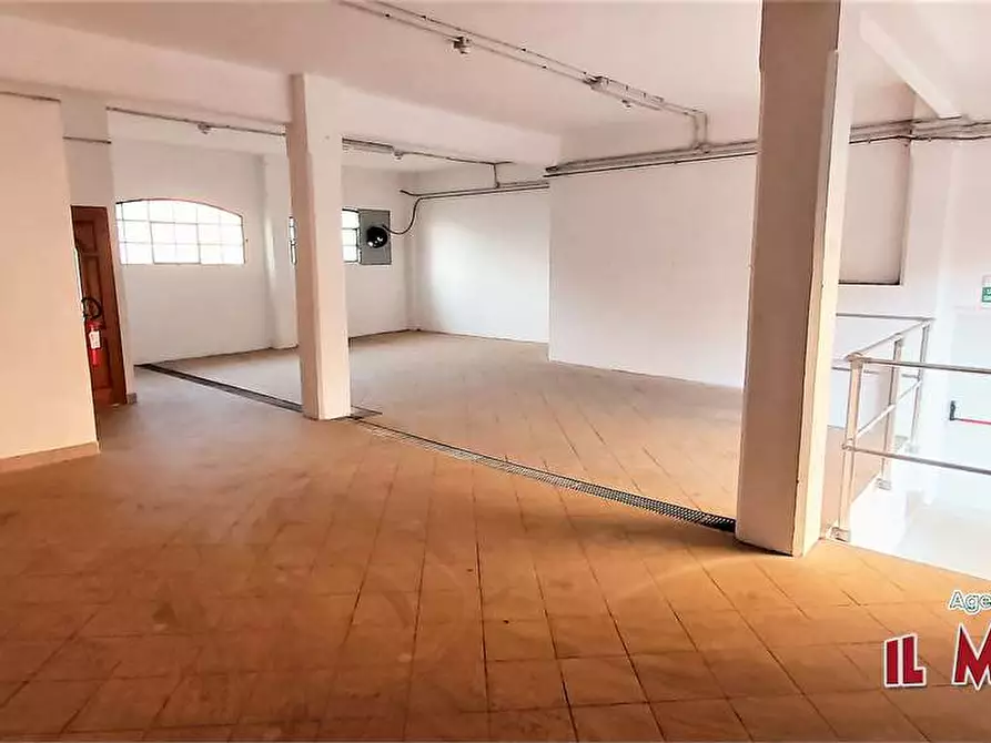 Immagine 3 di Magazzino in affitto  in Via Villa Piana a Campomorone