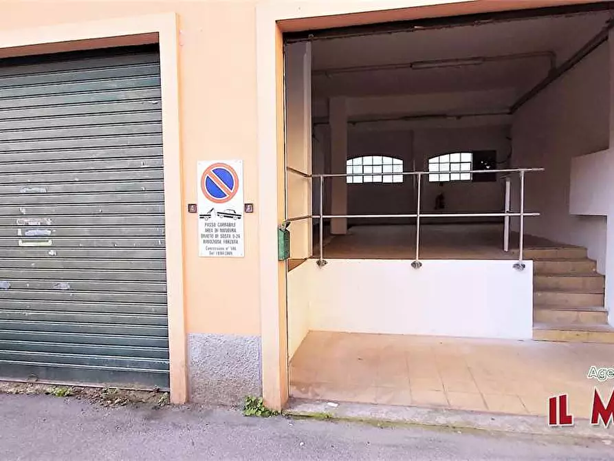 Immagine 12 di Magazzino in affitto  in Via Villa Piana a Campomorone