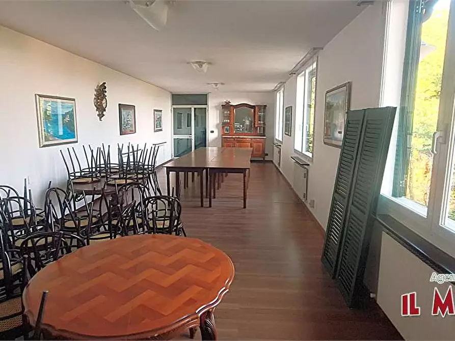 Immagine 13 di Villa in vendita  in Via 2 Giugno a Mignanego