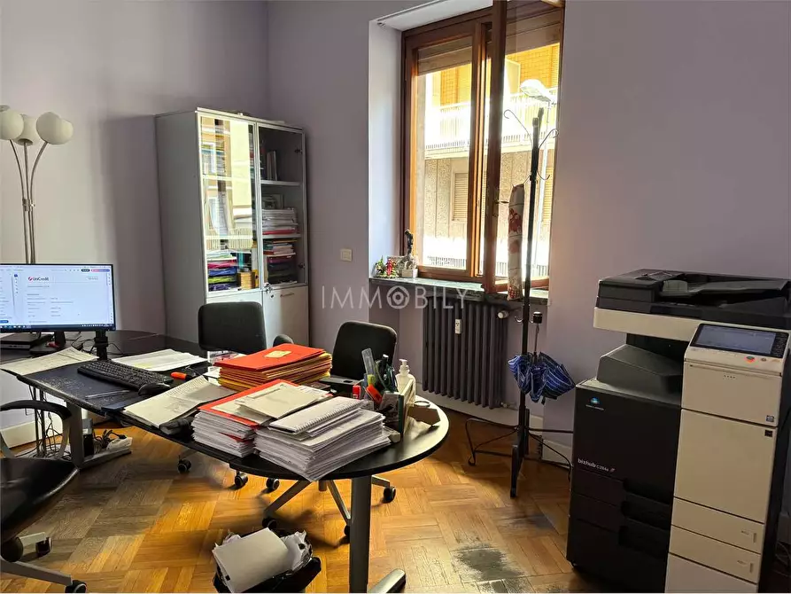 Immagine 4 di Ufficio in affitto  in via Vincenzo Lancia 126 a Torino