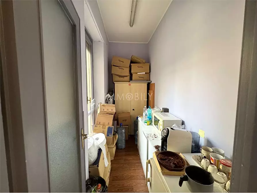 Immagine 12 di Ufficio in affitto  in via Vincenzo Lancia 126 a Torino