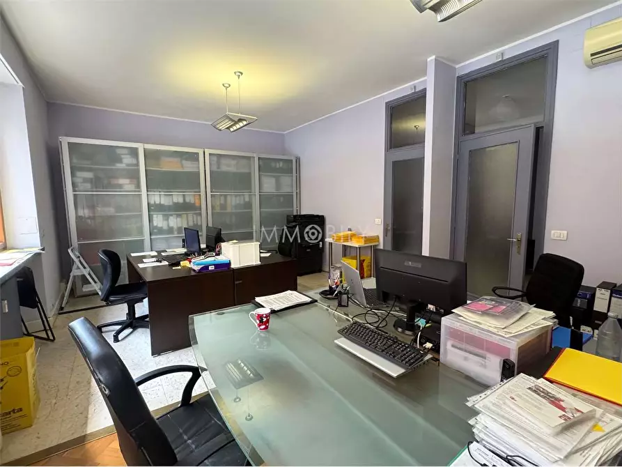 Immagine 2 di Ufficio in affitto  in via Vincenzo Lancia 126 a Torino