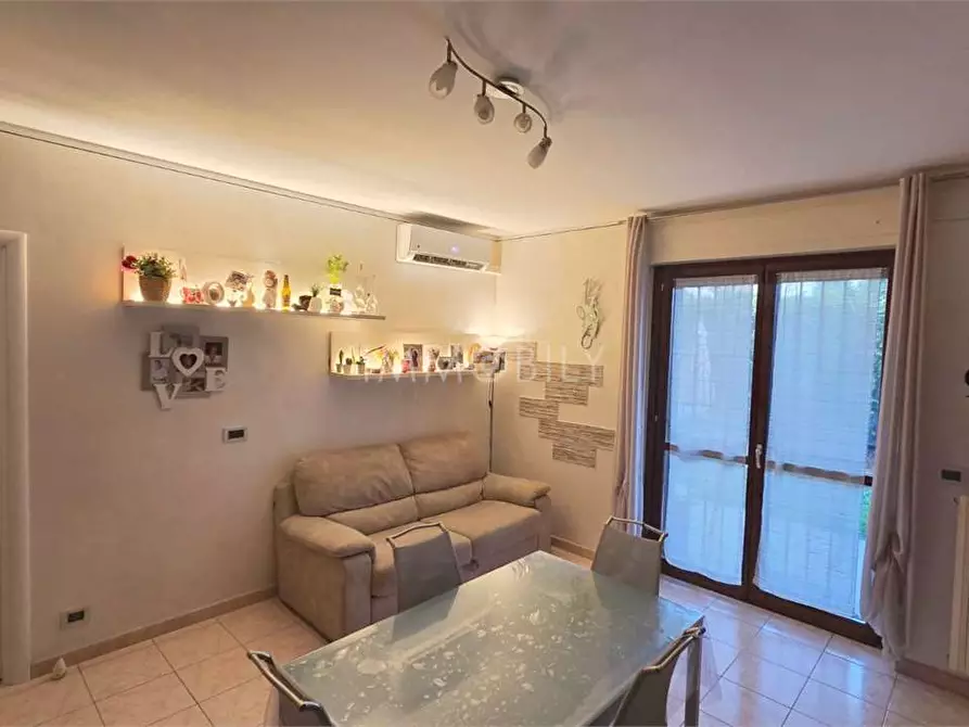 Immagine 3 di Bilocale in affitto  in via Montale  3/E a La Loggia