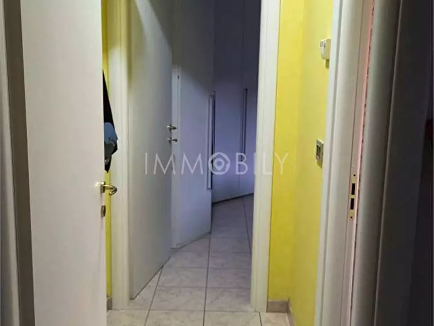 Immagine 7 di Bilocale in affitto  in via Montale  3/E a La Loggia