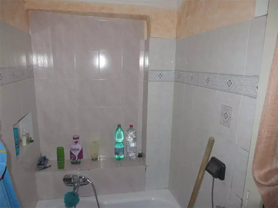 Immagine 6 di Bilocale in vendita  a Formia