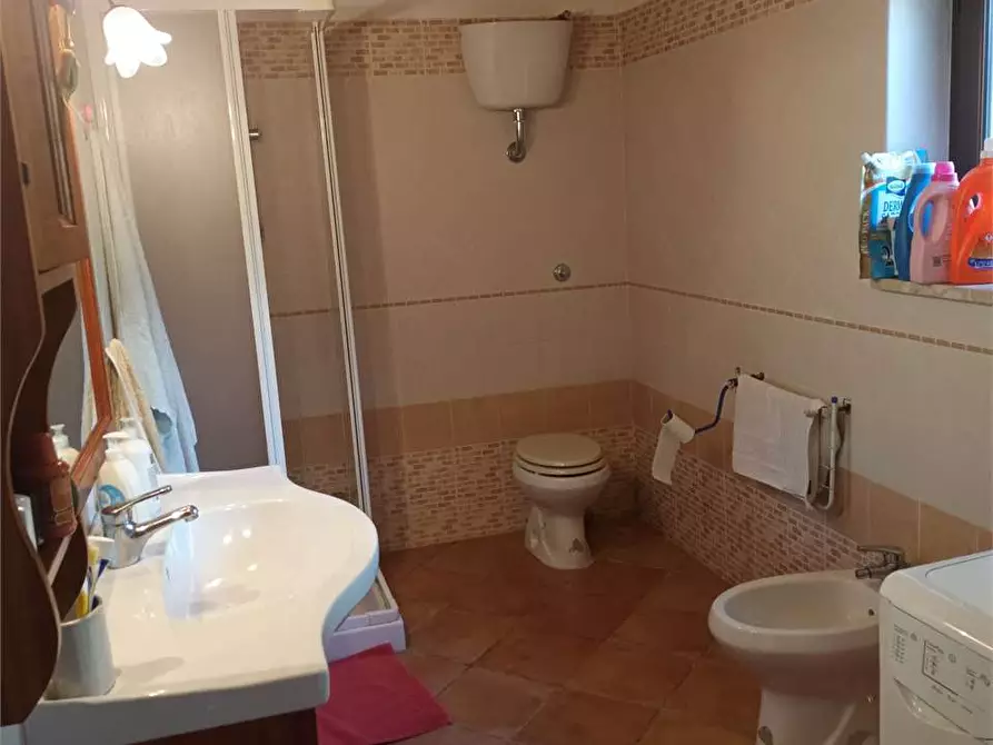 Immagine 5 di Casa indipendente in vendita  a Formia