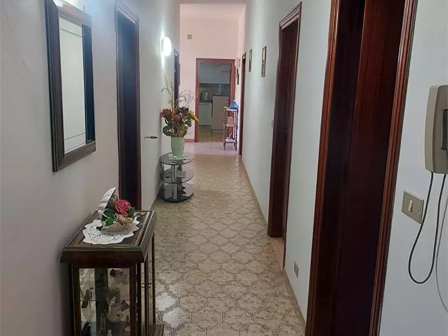 Immagine 8 di Villa in vendita  a Formia