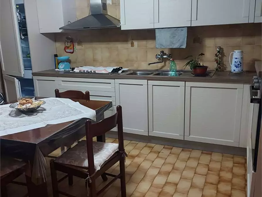 Immagine 9 di Villa in vendita  a Formia