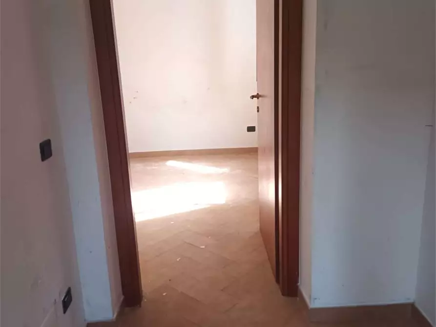 Immagine 17 di Villa in vendita  a Itri