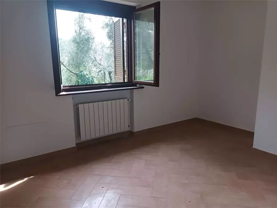 Immagine 18 di Villa in vendita  a Itri