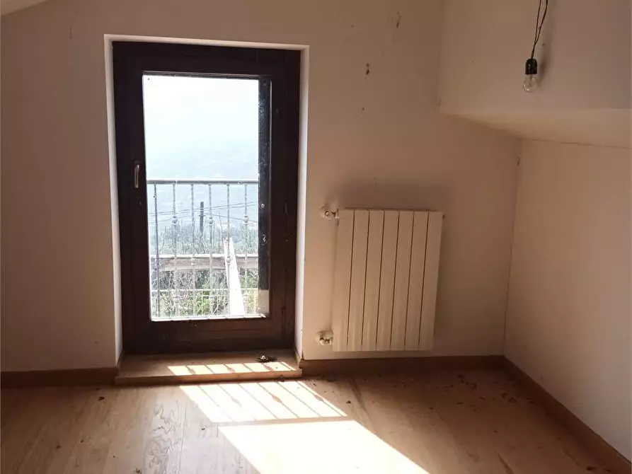 Immagine 13 di Villa in vendita  a Itri