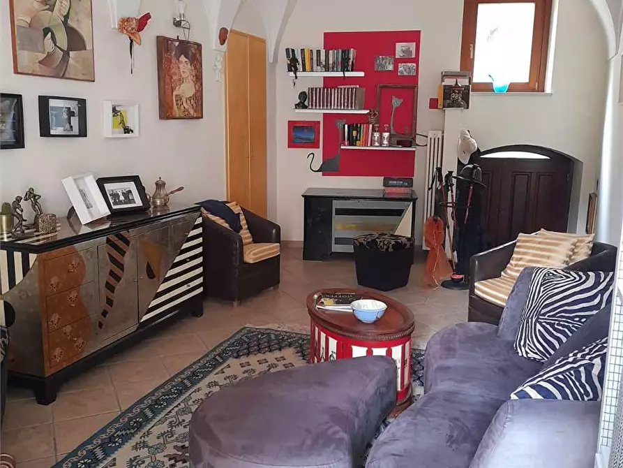 Immagine 3 di Casa indipendente in vendita  a Itri