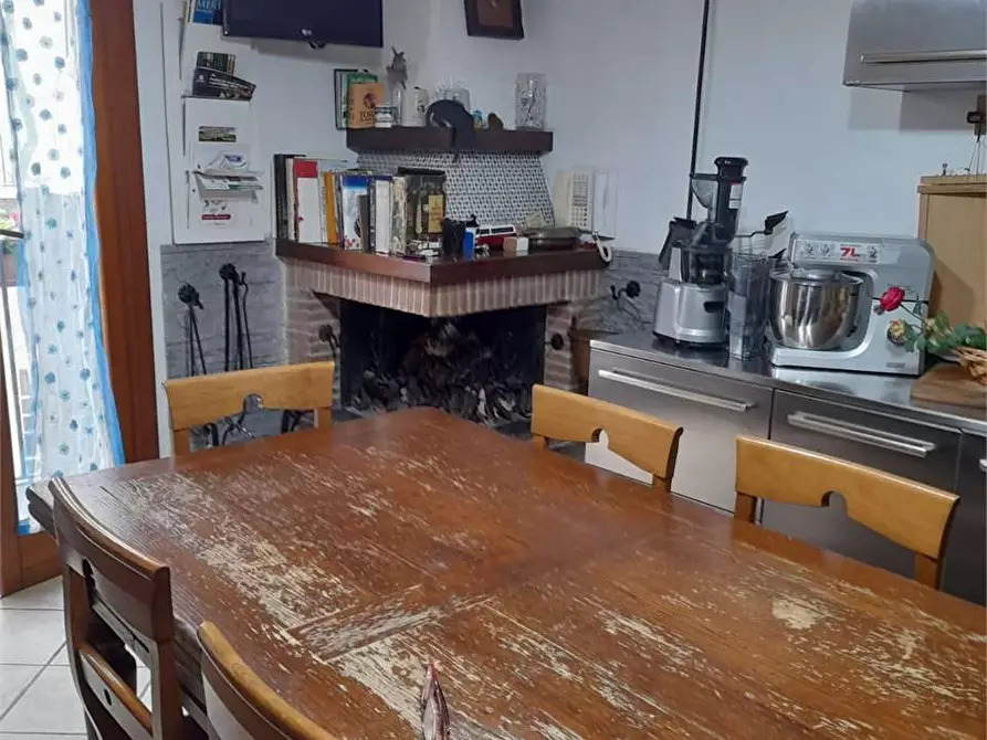 Immagine 8 di Casa indipendente in vendita  a Itri