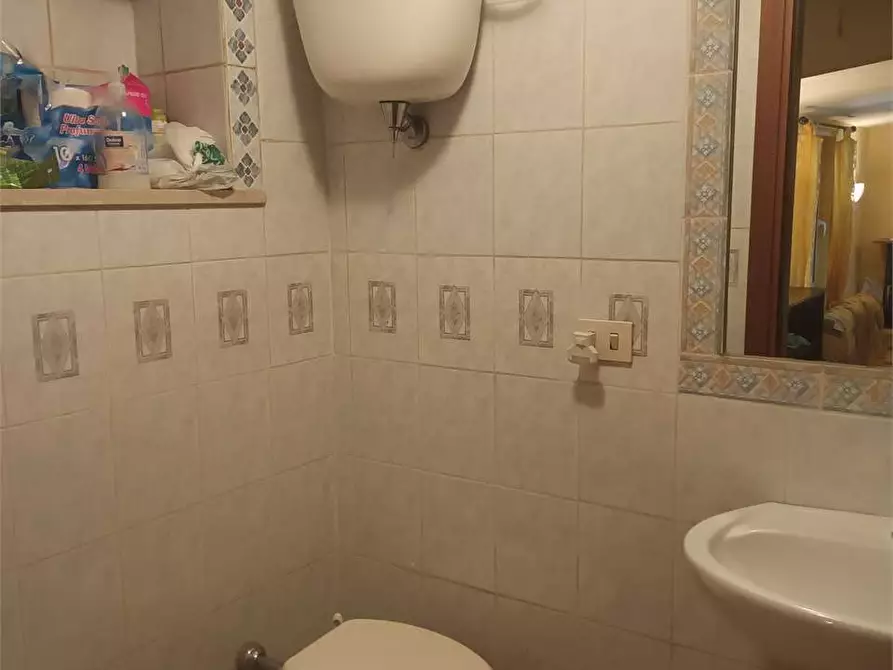 Immagine 19 di Villa in vendita  a Formia