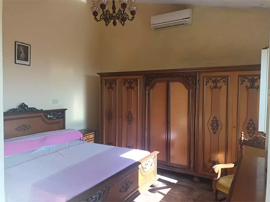 Immagine 22 di Villa in vendita  a Formia