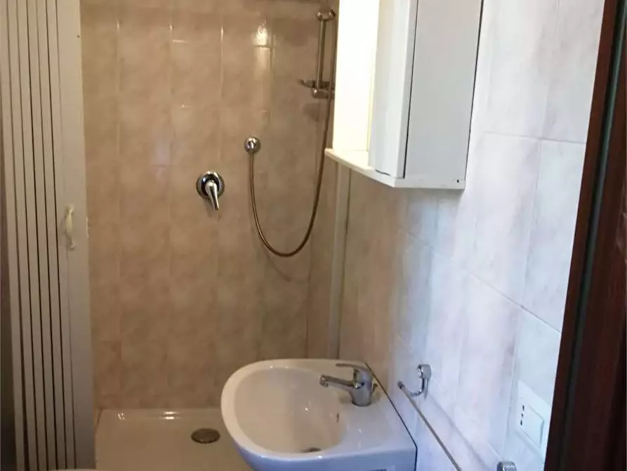 Immagine 9 di Appartamento in vendita  a Itri