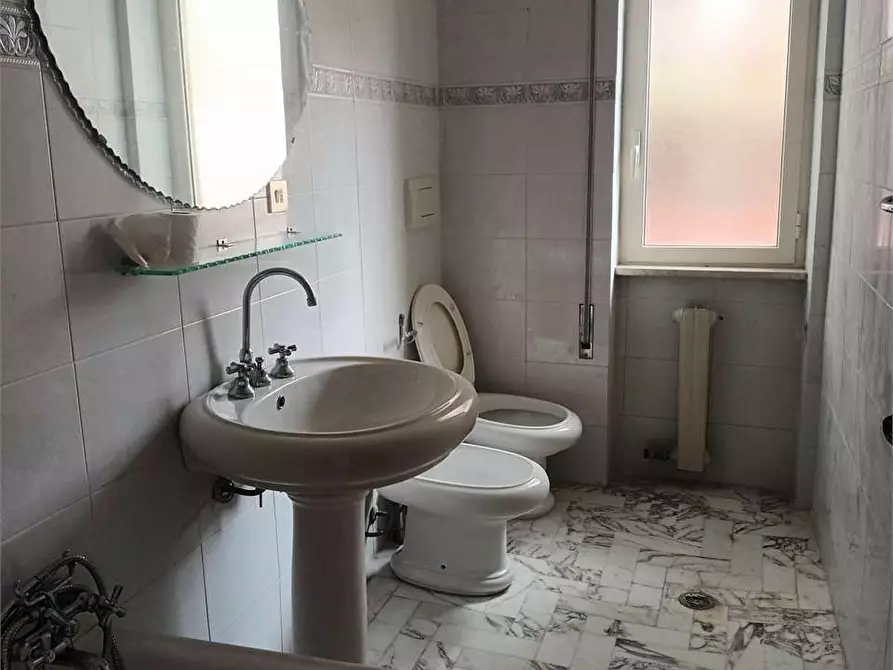 Immagine 17 di Appartamento in vendita  a Formia