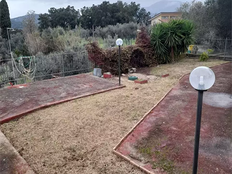 Immagine 3 di Porzione di villa in vendita  a Itri