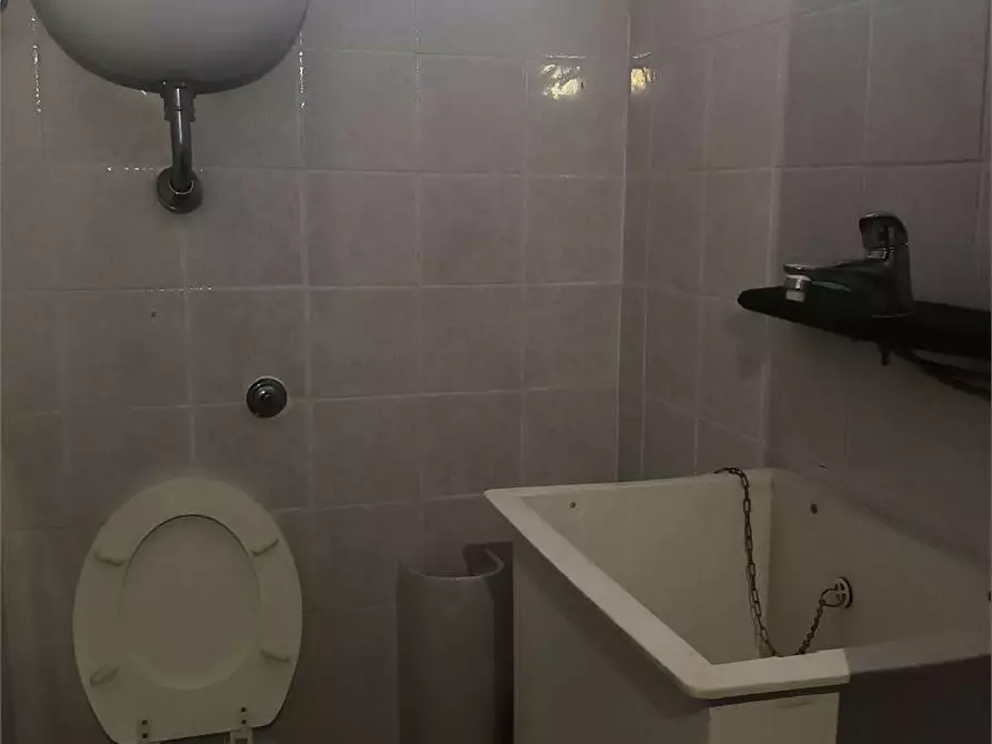 Immagine 11 di Porzione di villa in vendita  a Itri