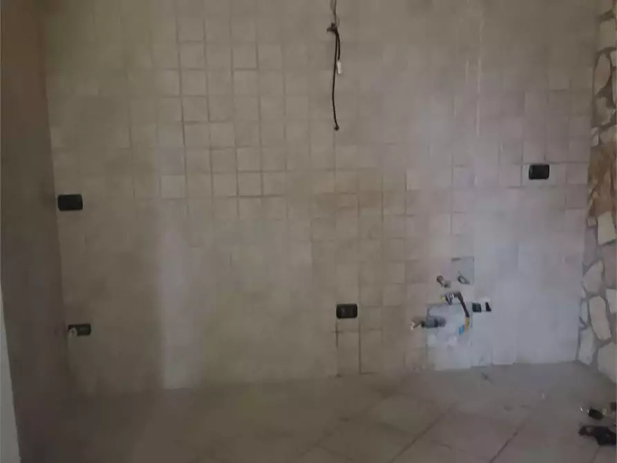 Immagine 8 di Porzione di villa in vendita  a Itri