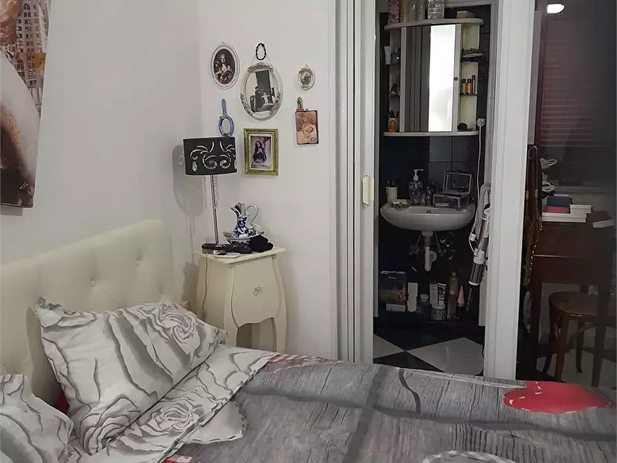 Immagine 9 di Porzione di villa in vendita  a Formia