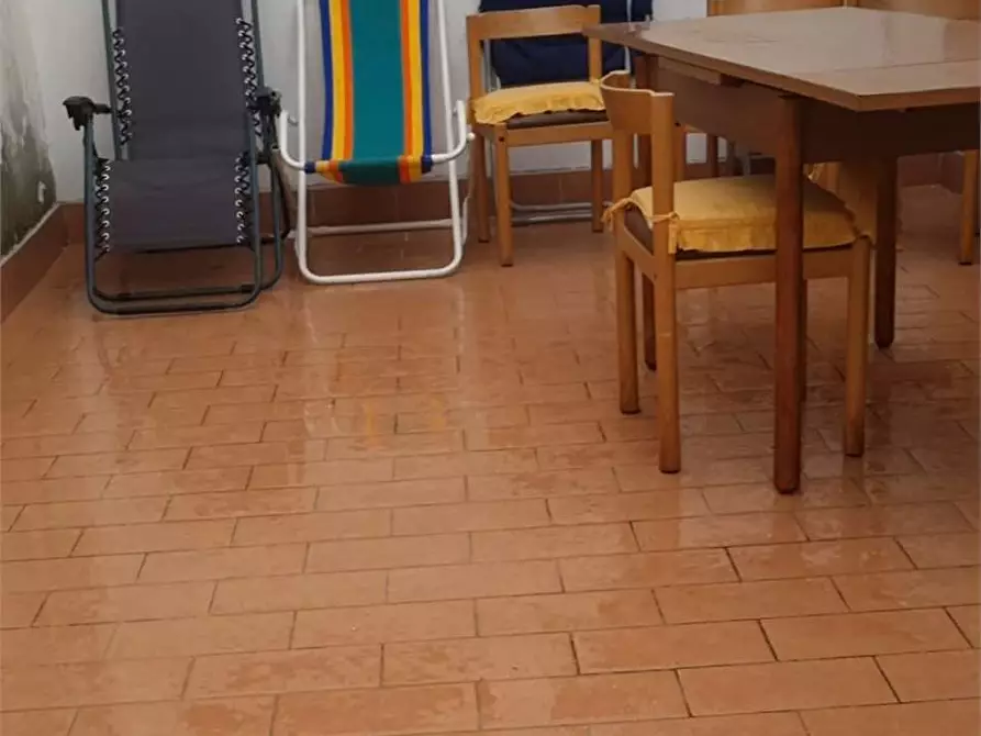 Immagine 11 di Casa indipendente in vendita  a Formia