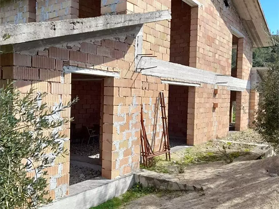 Immagine 2 di Rustico / casale in vendita  a Itri