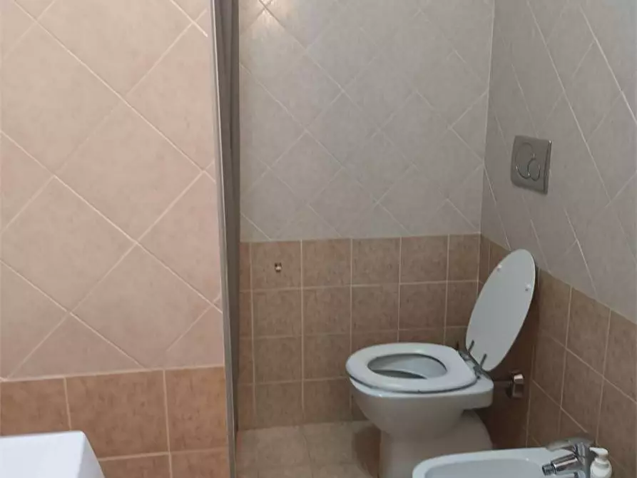 Immagine 35 di Villetta a schiera in affitto  a Formia