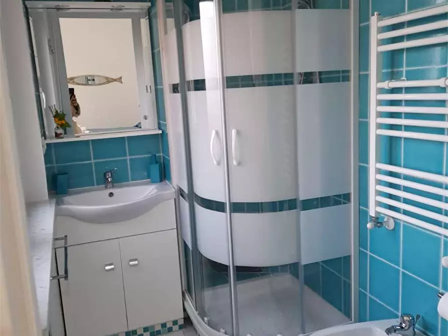 Immagine 21 di Appartamento in vendita  a Gaeta