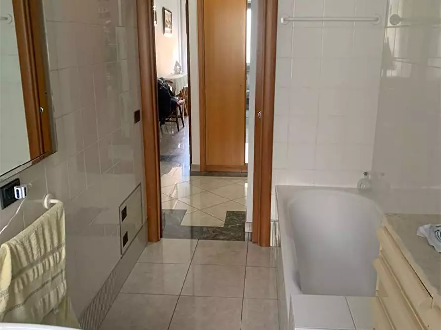 Immagine 42 di Appartamento in vendita  a Formia