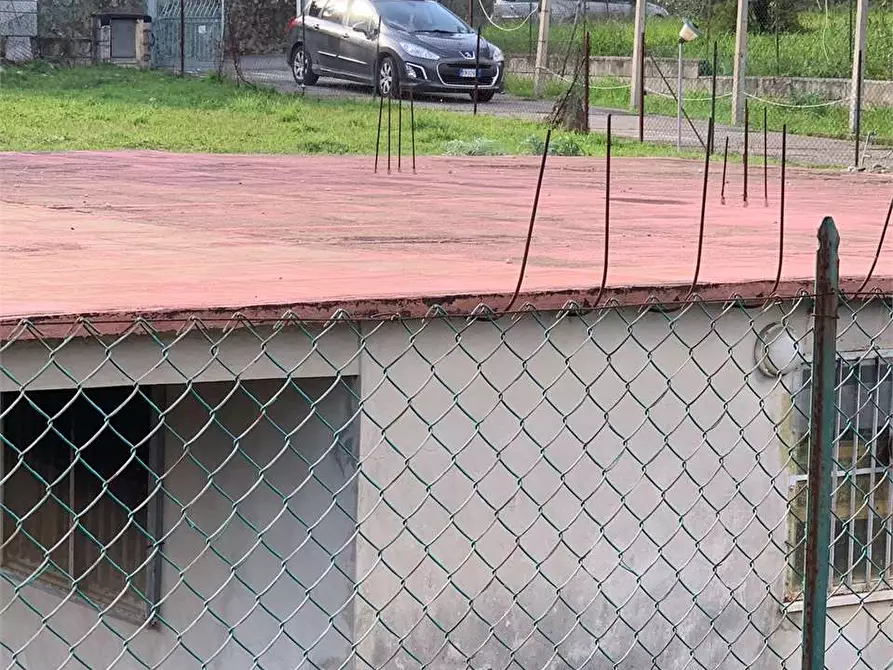 Immagine 7 di Capannone industriale in vendita  a Formia