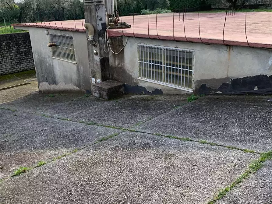 Immagine 9 di Capannone industriale in vendita  a Formia