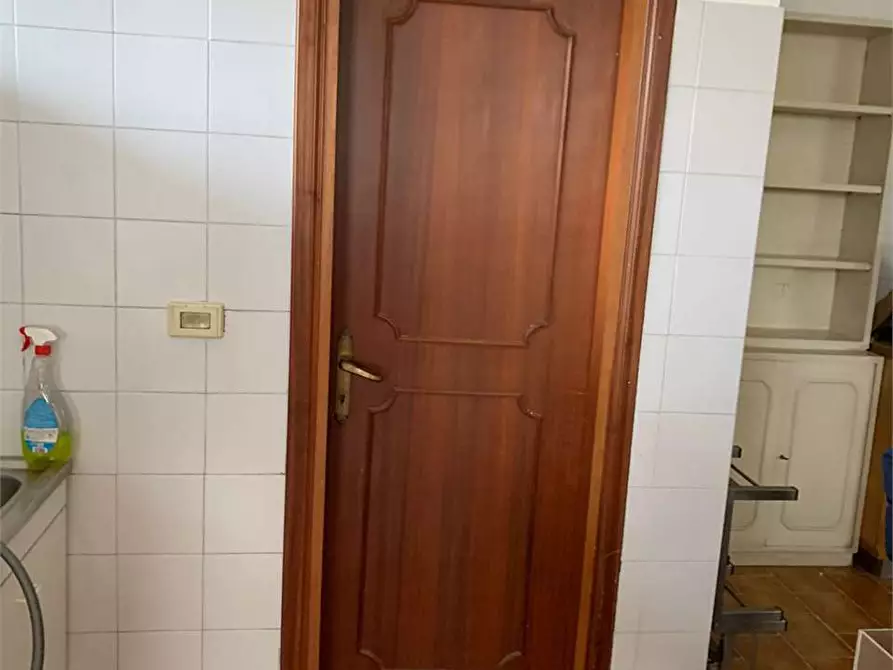 Immagine 13 di Capannone industriale in vendita  a Formia