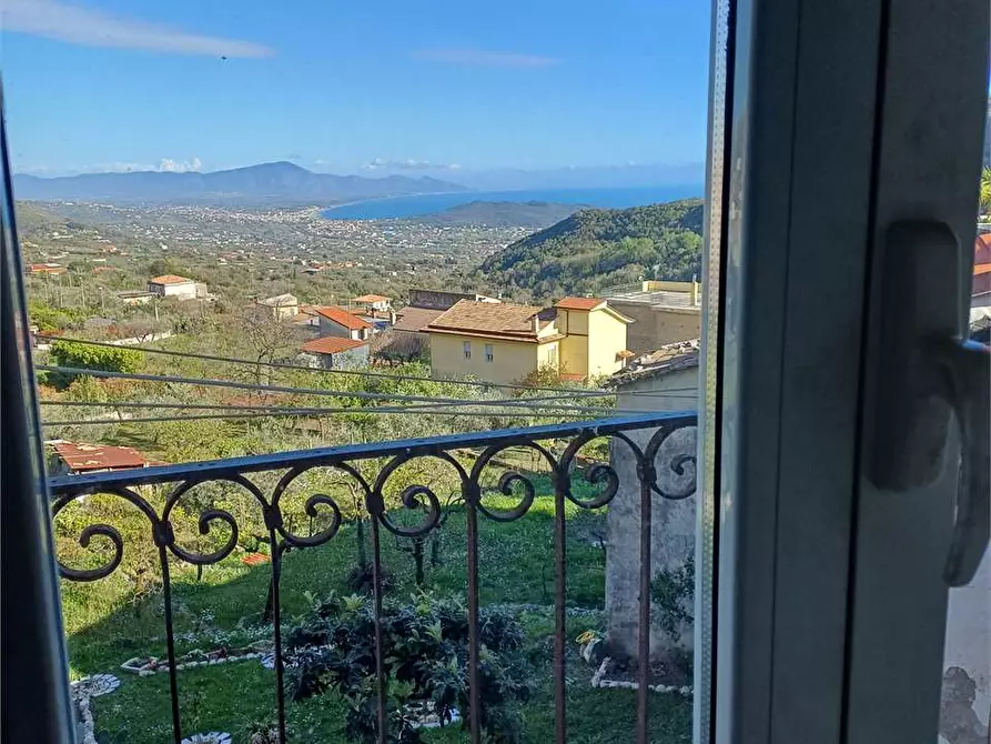 Immagine 30 di Casa indipendente in vendita  a Formia