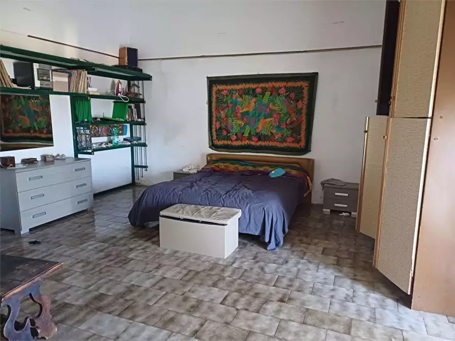 Immagine 33 di Casa indipendente in vendita  a Formia