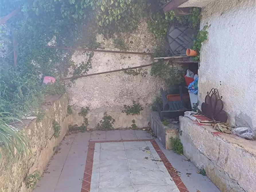 Immagine 22 di Casa indipendente in vendita  a Formia