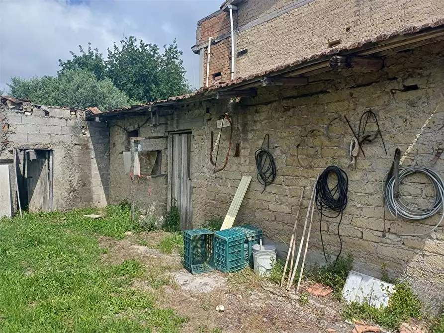 Immagine 4 di Rustico / casale in vendita  a Formia