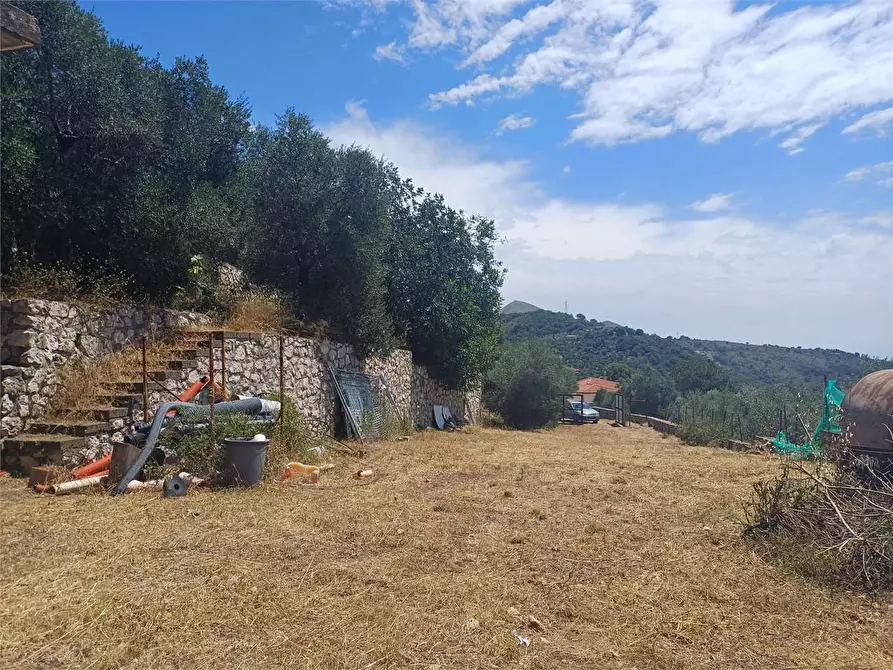 Immagine 33 di Villa in vendita  a Itri