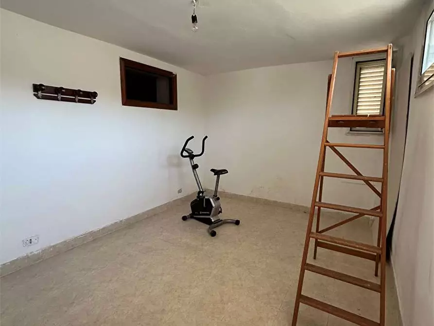 Immagine 14 di Trilocale in vendita  a Formia