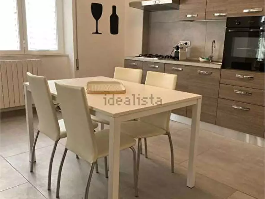 Immagine 2 di Villa in vendita  a Formia