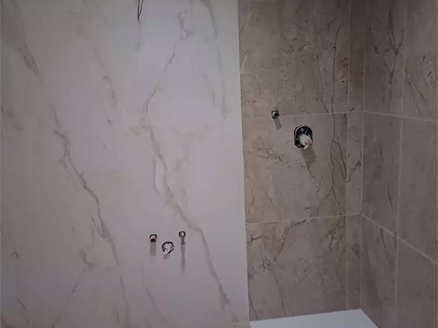 Immagine 10 di Appartamento in vendita  a Itri