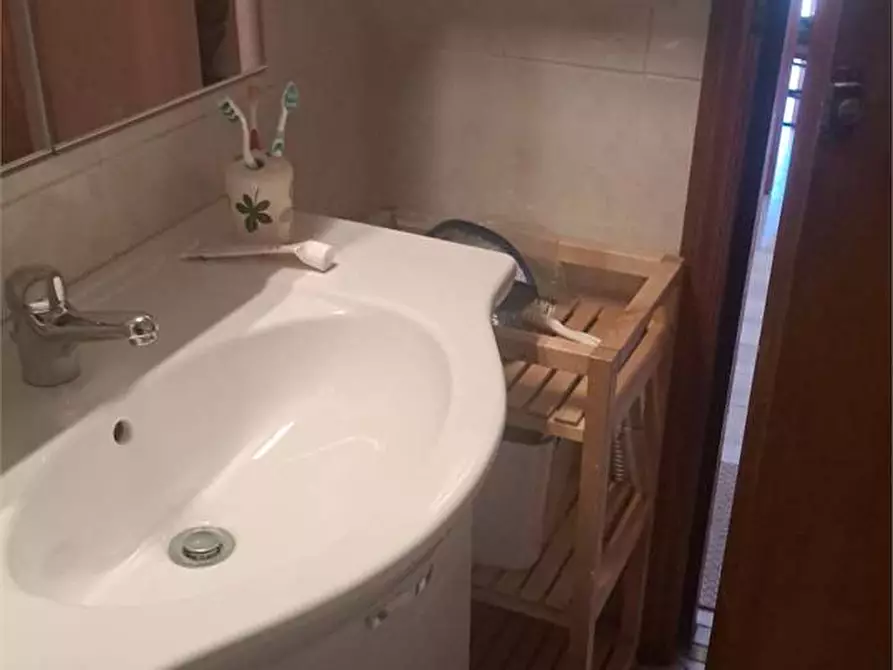 Immagine 21 di Appartamento in affitto  a Formia